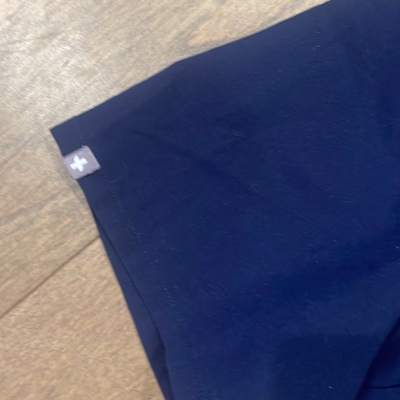 Figs Catarina™ One-Pocket Scrub Top L - Picture 11 of 11